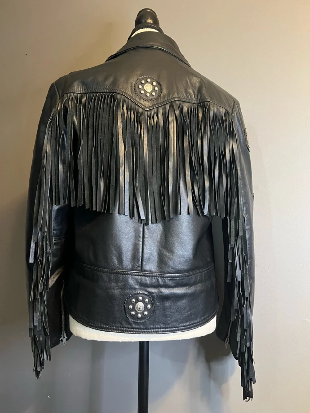 Bristol Golden Crown Black Leather Fringe Western/Biker Jacket. Size M. EUC - Picture 3 of 16